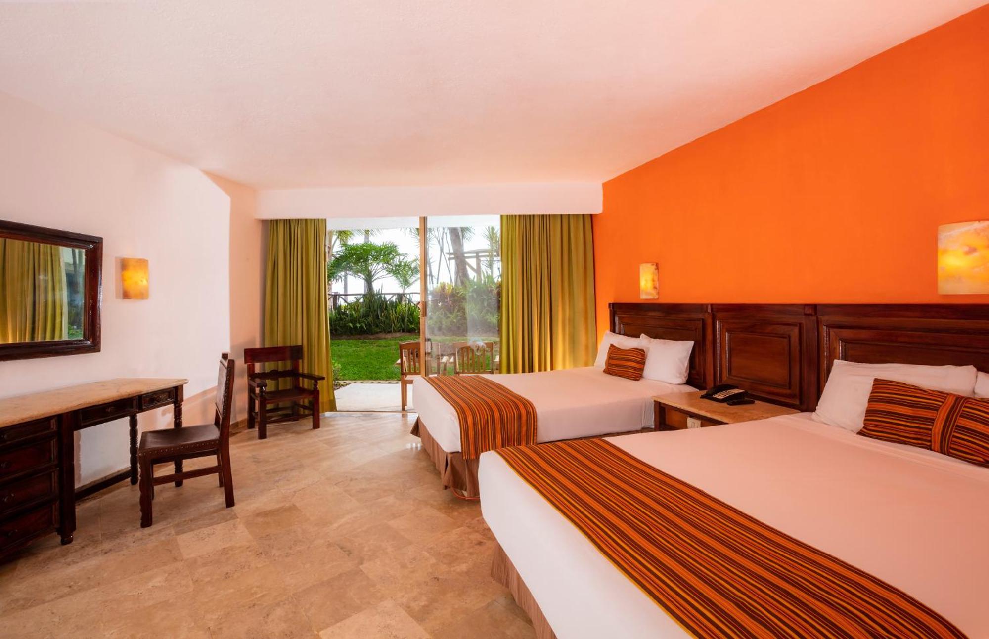 Las Palmas By The Sea All Inclusive Puerto Vallarta Exterior foto